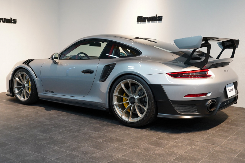ポルシェ 911(Type991.2) GT2RS Weissach Package Fリフティング クラブスポーツ GTシルバー  中古車