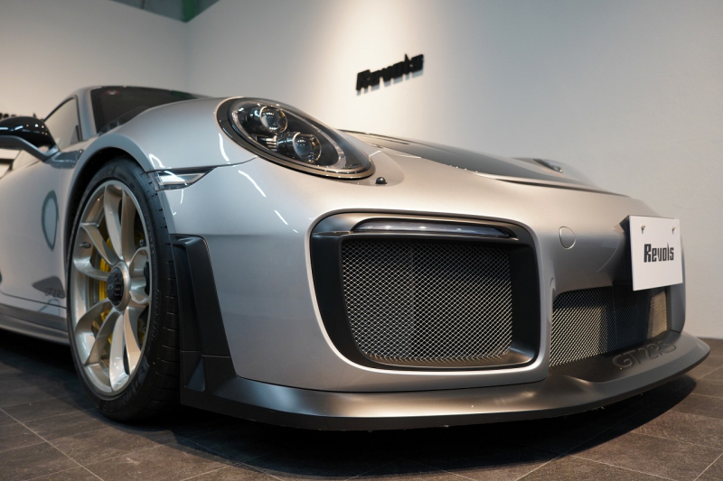 ポルシェ 911(Type991.2) GT2RS Weissach Package Fリフティング クラブスポーツ GTシルバー  中古車