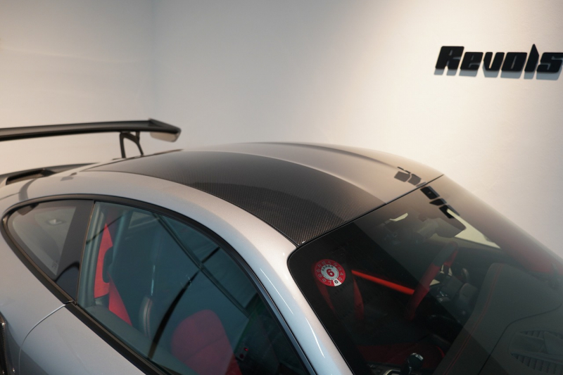 ポルシェ 911(Type991.2) GT2RS Weissach Package Fリフティング クラブスポーツ GTシルバー  中古車