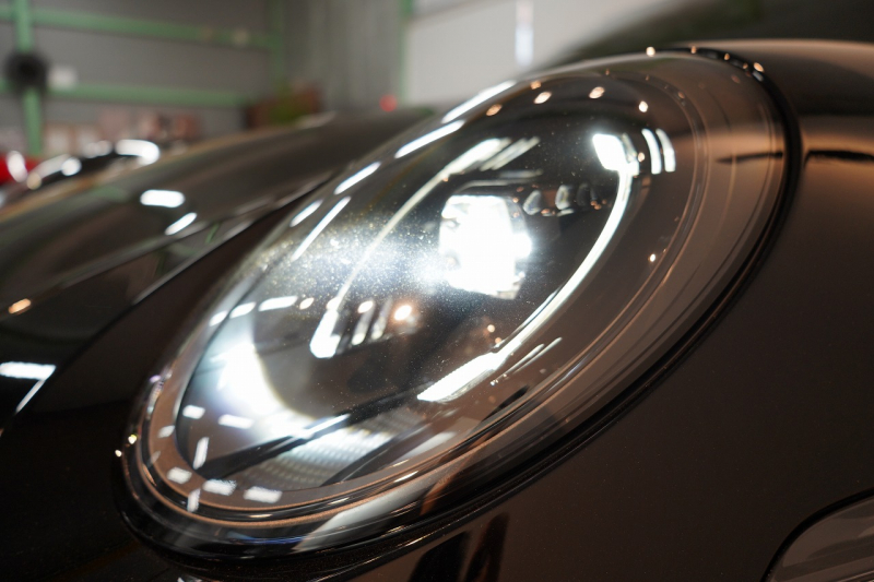 ポルシェ 新規車種 GT3 with Touring Package 6MT 正規D車 左H OP573 Exclusive Manufakturレザーインテリア PCCB Fリフト クロノPKG 1オーナー 中古車 中古車