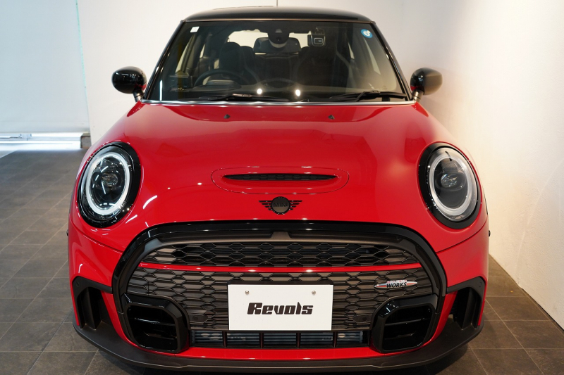 MINI(ミニ) ミニ JHON COOPER WORKS 新車保証付 JCWトリム ブラックルーフ＆ミラー 中古車 中古車