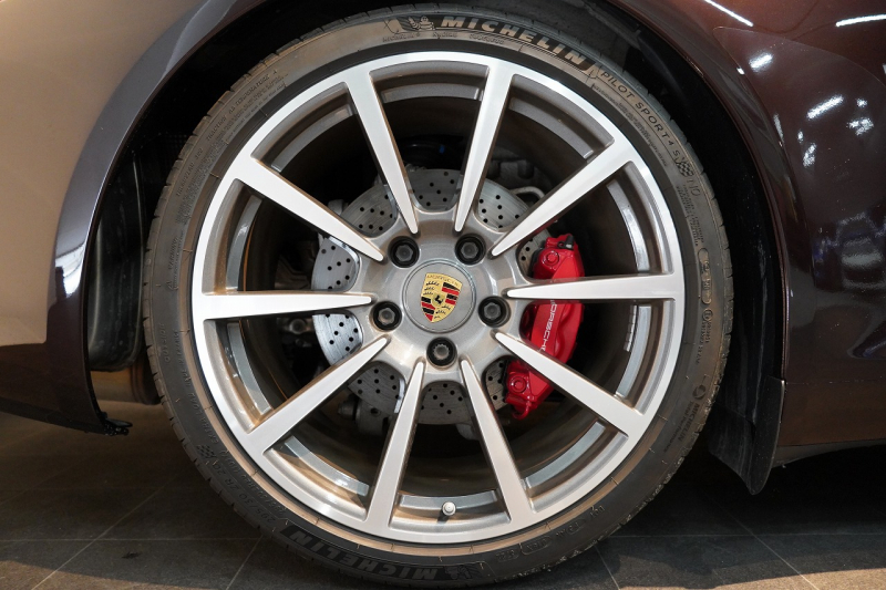 ポルシェ 911(Type991.1) Carrera S 7MT スポクロ スポーツデザインPKG PDCC 2トーンレザーインテリア マホガニーメタリック 中古車 中古車