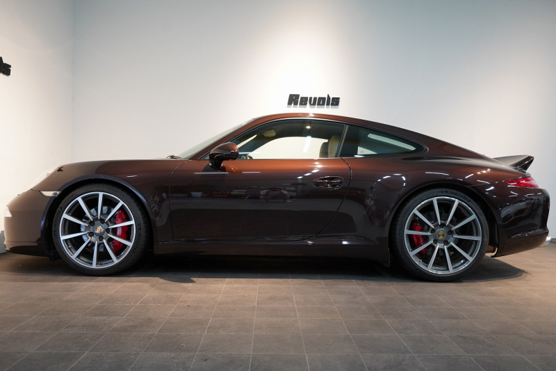 ポルシェ 911(Type991.1) Carrera S 7MT スポクロ スポーツデザインPKG PDCC 2トーンレザーインテリア マホガニーメタリック 中古車 中古車