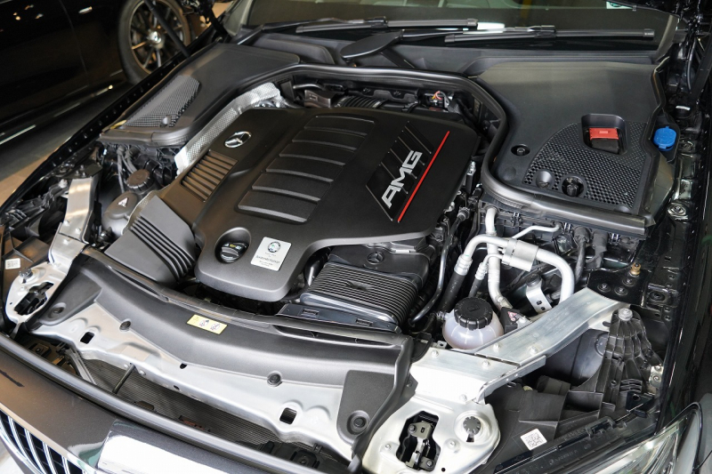 AMG Eクラス E53 4MATIC+ ステーションワゴン(ISG搭載モデル) エクスクルーシブパッケージ 20インチアルミホイール 中古車 中古車