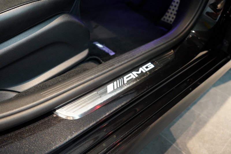 AMG Eクラス E53 4MATIC+ ステーションワゴン(ISG搭載モデル) エクスクルーシブパッケージ 20インチアルミホイール 中古車 中古車