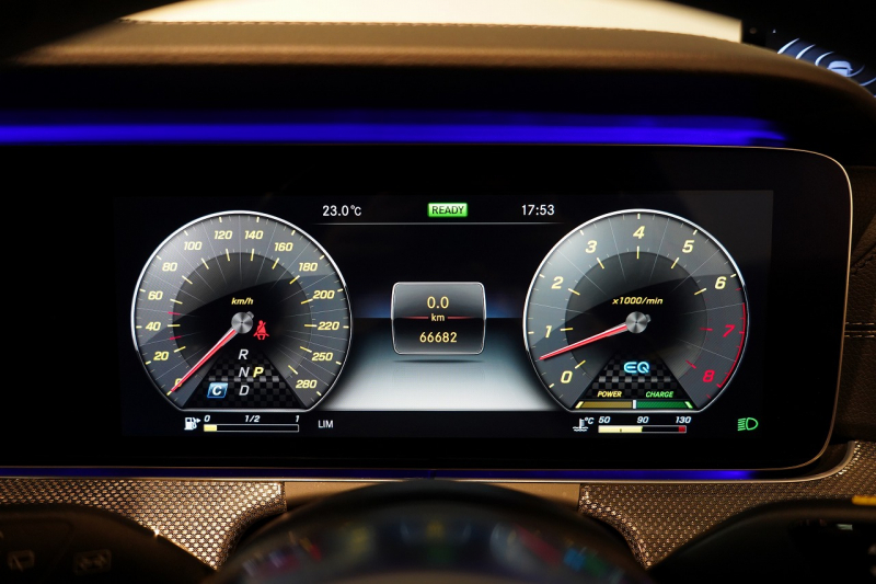 AMG Eクラス E53 4MATIC+ ステーションワゴン(ISG搭載モデル) エクスクルーシブパッケージ 20インチアルミホイール 中古車 中古車