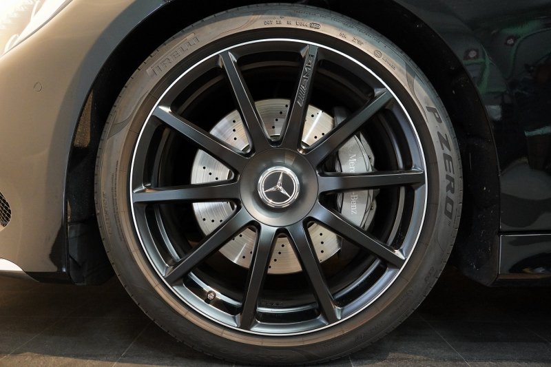 AMG Sクラス S550 4MATIC Coupe Edition1 左H 全国限定188台 20インチAMG鍛造ホイール スワロフスキークリスタル専用装備 レザーエクスクルーシブPKG 禁煙車 中古車 中古車