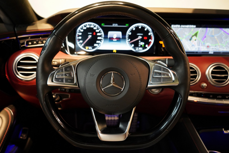 AMG Sクラス S550 4MATIC Coupe Edition1 左H 全国限定188台 20インチAMG鍛造ホイール スワロフスキークリスタル専用装備 レザーエクスクルーシブPKG 禁煙車 中古車 中古車