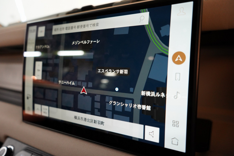 ランドローバー ディフェンダー 110 EASTNOR EDITON 全国限定50台 アイガーグレイ(サテンフィルム) エクステンデッドブラックエクステリア＆エアサスペンション＆コールドクライメートパック 禁煙車 中古車 中古車