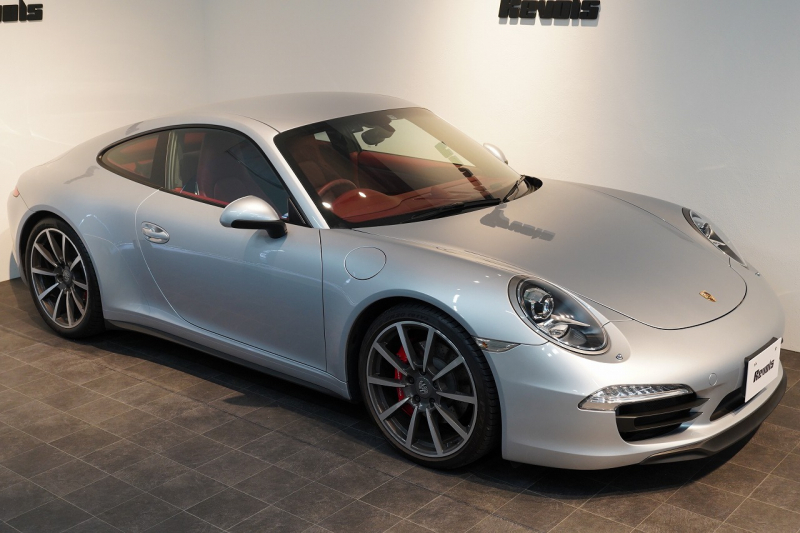 ポルシェ 911(Type991.1) Carrera 4S PDK スポクロ スポエグ ナチュラルレザーインテリア 20インチカレラクラシックホイール PASMスポーツシャシー BOSEサウンド 中古車 中古車