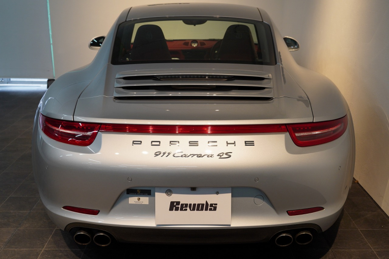 ポルシェ 911(Type991.1) Carrera 4S PDK スポクロ スポエグ ナチュラルレザーインテリア 20インチカレラクラシックホイール PASMスポーツシャシー BOSEサウンド 中古車 中古車