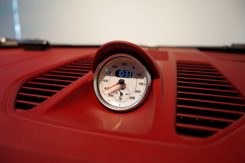 ポルシェ 911(Type991.1) Carrera 4S PDK スポクロ スポエグ ナチュラルレザーインテリア 20インチカレラクラシックホイール PASMスポーツシャシー BOSEサウンド 中古車 中古車