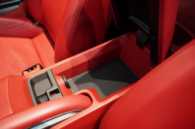 ポルシェ 911(Type997) Targa 4S TiptronicS 2オーナー車両 PC入庫22回 スポクロ オールレザーインテリア 12way電動シート キャララホワイト 中古車 中古車