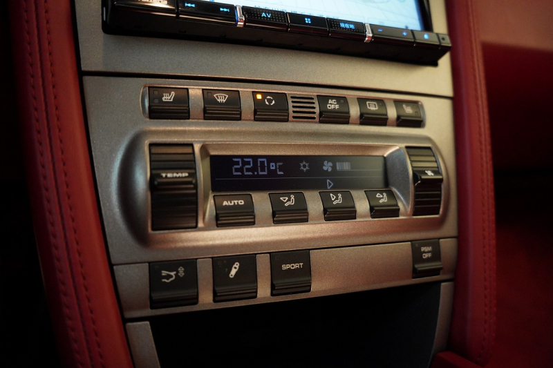 ポルシェ 911(Type997) Targa 4S TiptronicS 2オーナー車両 PC入庫22回 スポクロ オールレザーインテリア 12way電動シート キャララホワイト 中古車 中古車