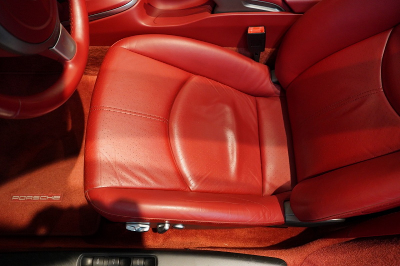 ポルシェ 911(Type997) Targa 4S TiptronicS 2オーナー車両 PC入庫22回 スポクロ オールレザーインテリア 12way電動シート キャララホワイト 中古車 中古車