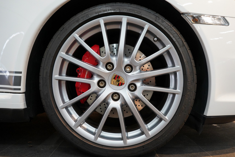 ポルシェ 911(Type997) Targa 4S TiptronicS 2オーナー車両 PC入庫22回 スポクロ オールレザーインテリア 12way電動シート キャララホワイト 中古車 中古車