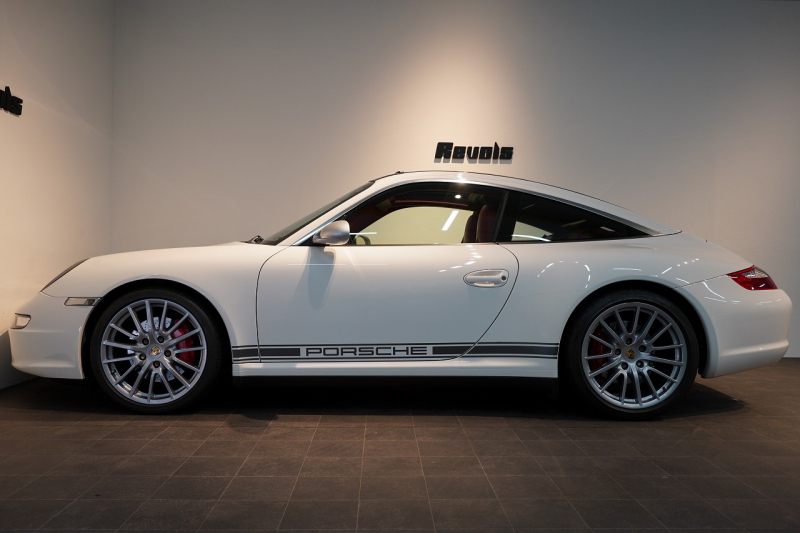 ポルシェ 911(Type997) Targa 4S TiptronicS 2オーナー車両 PC入庫22回 スポクロ オールレザーインテリア 12way電動シート キャララホワイト 中古車 中古車