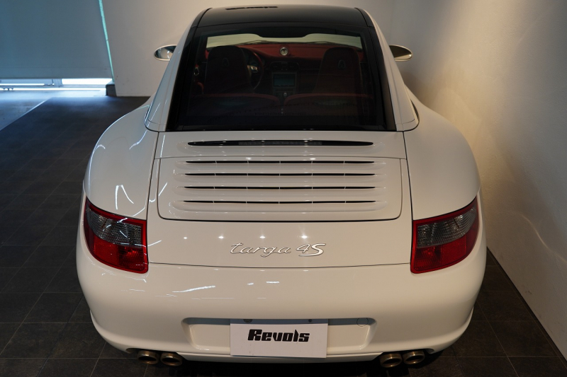 ポルシェ 911(Type997) Targa 4S TiptronicS 2オーナー車両 PC入庫22回 スポクロ オールレザーインテリア 12way電動シート キャララホワイト 中古車 中古車