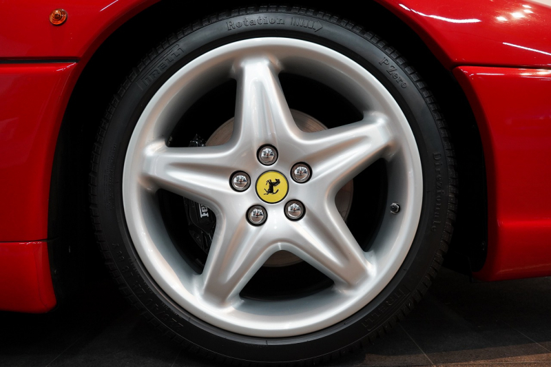 フェラーリ F355B 左H 6MT EU新車並行 XRフレーム フルオリジナル 中古車 中古車