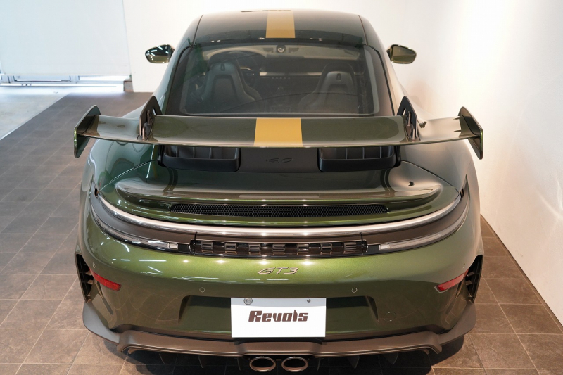 ポルシェ 911(Type992) (Type992.2) GT3 OP452 PCCB フロントリフト クロノPKG レザー＆Race-Tex拡張インテリア HDマトリックスヘッドライト 1オーナー 中古車 中古車