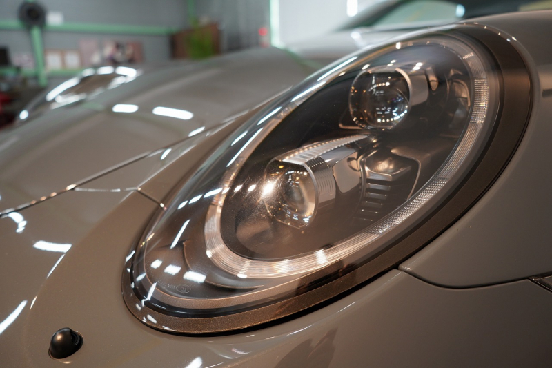 ポルシェ 911(Type991.2) Carrera GTS PDK レザー×Sport-Texインテリア(グラファイトブルー×クレヨン) 前後パークアシスト付リバーシングカメラ グラファイトブルーメタリック 中古車 中古車
