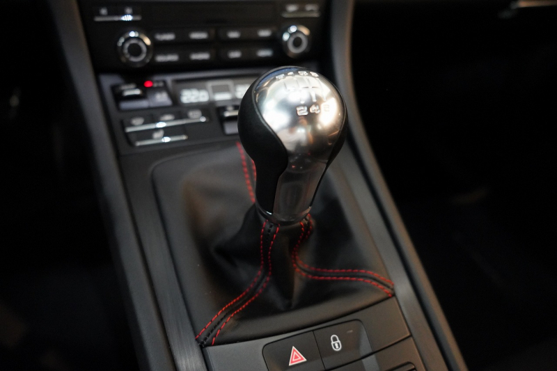 ポルシェ 911(Type991.2) GT3 Touring Package 6MT 左H OP422 延長保証 PCCB Fリフト レザーインテリア LEDヘッドライト スポクロ 中古車 中古車