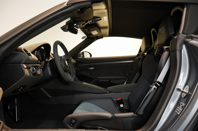 ポルシェ 718スパイダー RS PDK OP466.5万 1オーナー ヴァイザッハPKG クロノPKG PCCB フロントリフト 中古車 中古車