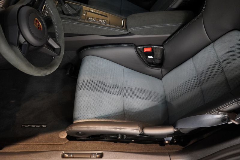 ポルシェ 718スパイダー RS PDK OP466.5万 1オーナー ヴァイザッハPKG クロノPKG PCCB フロントリフト 中古車 中古車