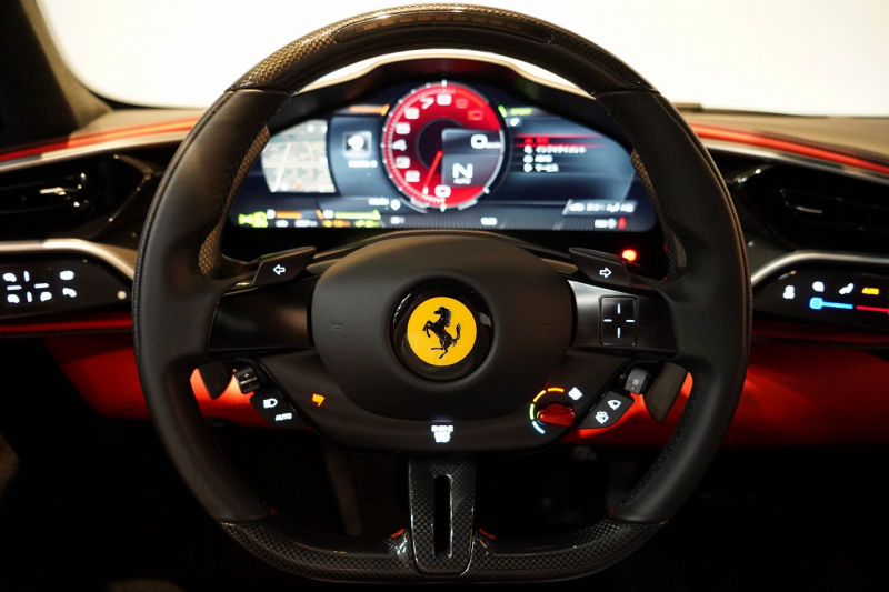 フェラーリ 296GTB ASSETTOFIORANOPACKAGE 中古車 中古車