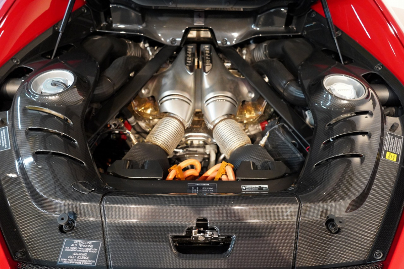 フェラーリ 296GTB ASSETTOFIORANOPACKAGE 中古車 中古車