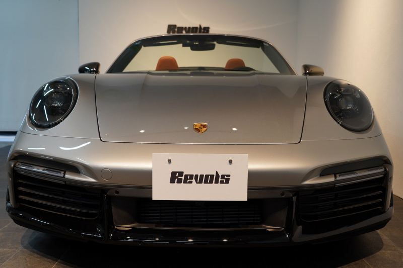 ポルシェ 911(Type992) Turbo S Cabriolet PDK 左H 1オーナー PSMP2年付 スポーツデザインPKG ヘリテージデザインPKGクラシック スポエグ フロントリフト マトリクスLED 中古車 中古車