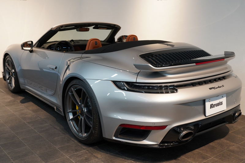 ポルシェ 911(Type992) Turbo S Cabriolet PDK 左H 1オーナー PSMP2年付 スポーツデザインPKG ヘリテージデザインPKGクラシック スポエグ フロントリフト マトリクスLED 中古車 中古車