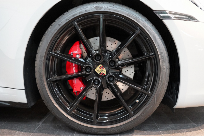 ポルシェ 911(Type992) Carrera S PDK 1オーナー スポクロ スポエグ オールレザー OP500 中古車 中古車