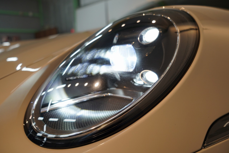 ポルシェ 911(Type992) Carrera S PDK 1オーナー スポクロ スポエグ オールレザー OP500 中古車 中古車