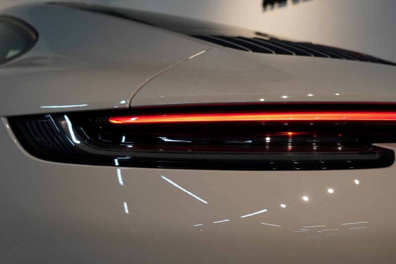 ポルシェ 911(Type992) Carrera S PDK 1オーナー スポクロ スポエグ オールレザー OP500 中古車 中古車