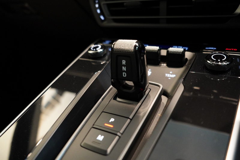 ポルシェ 911(Type992) Carrera S PDK 1オーナー スポクロ スポエグ オールレザー OP500 中古車 中古車