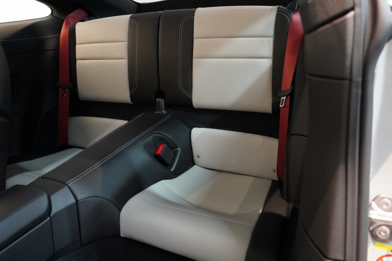 ポルシェ 911(Type992) Carrera S PDK 1オーナー スポクロ スポエグ オールレザー OP500 中古車 中古車