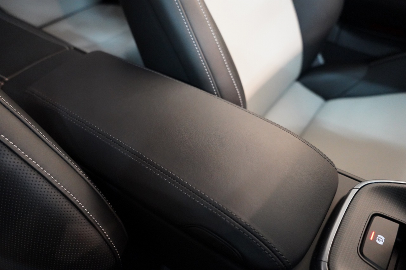 ポルシェ 911(Type992) Carrera S PDK 1オーナー スポクロ スポエグ オールレザー OP500 中古車 中古車