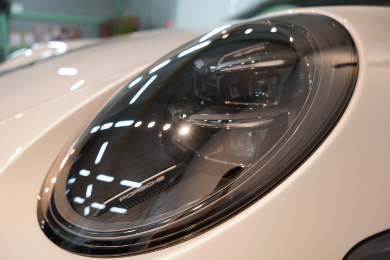 ポルシェ 911(Type992) GT3 PDK 後期モデル(Type992.2) 1オーナー OP407 PCCB フロントリフト HDマトリックスLEDヘッドライト(ティンテッド) クロノPKG 中古車 中古車