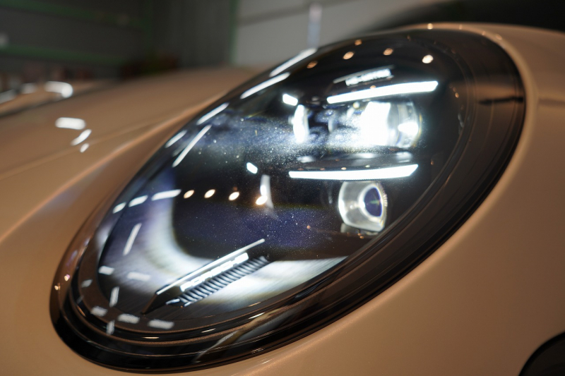 ポルシェ 911(Type992) GT3 PDK 後期モデル(Type992.2) 1オーナー OP407 PCCB フロントリフト HDマトリックスLEDヘッドライト(ティンテッド) クロノPKG 中古車 中古車