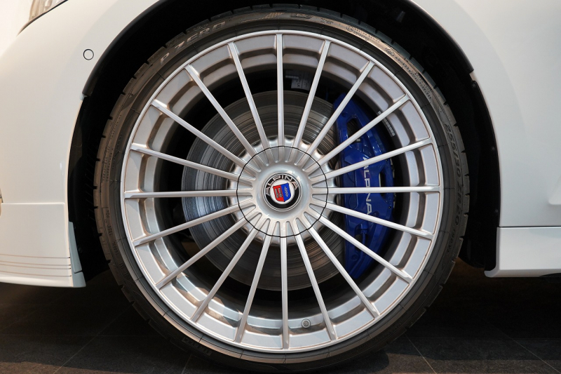 アルピナ D3 S BITURBO Turing 1オーナー OP277万 アルピナラグジュアリーパック パノラマルーフ サテンエクステリアライン 中古車 中古車