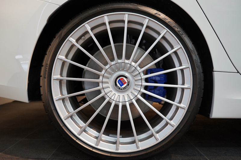 アルピナ D3 S BITURBO Turing 1オーナー OP277万 アルピナラグジュアリーパック パノラマルーフ サテンエクステリアライン 中古車 中古車