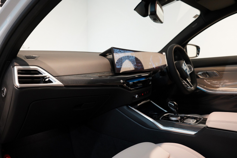 アルピナ D3 S BITURBO Turing 1オーナー OP277万 アルピナラグジュアリーパック パノラマルーフ サテンエクステリアライン 中古車 中古車