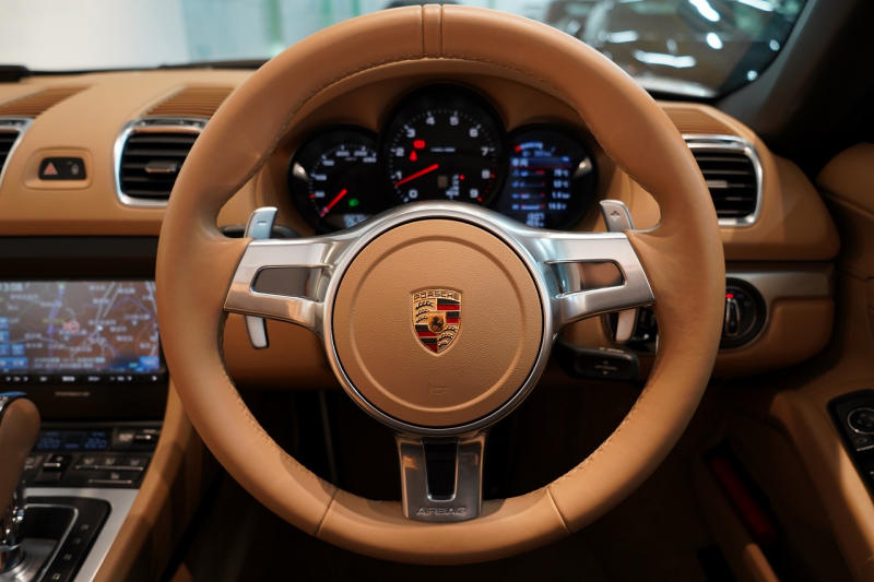 ポルシェ ボクスター(Type981) PDK 赤幌 ルクソールベージュインテリア スポーツステアリング スポーツテールパイプ 中古車 中古車