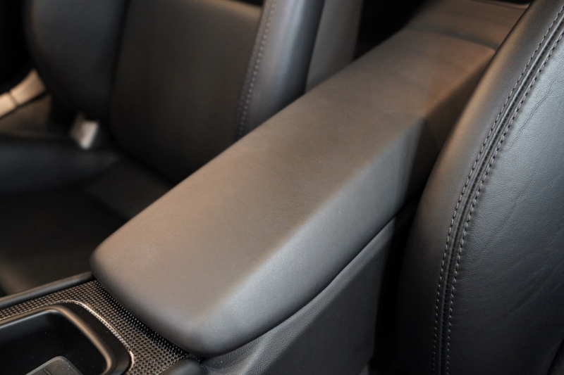 ポルシェ 911(Type991.1) Carrera S PDK スポーツクロノ スポーツエグゾースト ガラスSR オールレザー 延長保証令和6年6月 中古車 中古車