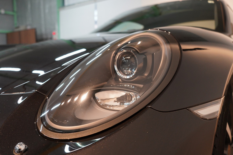 ポルシェ 911(Type991.1) Carrera S PDK スポーツクロノ スポーツエグゾースト ガラスSR オールレザー 延長保証令和6年6月 中古車 中古車