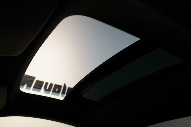 ポルシェ 911(Type991.1) Carrera S PDK スポーツクロノ スポーツエグゾースト ガラスSR オールレザー 延長保証令和6年6月 中古車 中古車