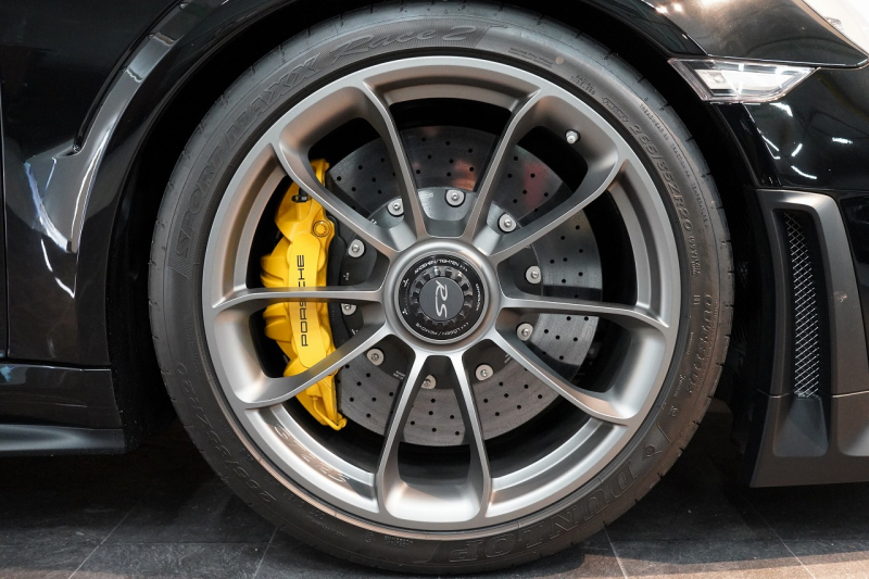 ポルシェ 911(Type991.2) GT2RS オプション493万 ヴァイザッハPKG レザーインテリア×レッドステッチ 中古車 中古車