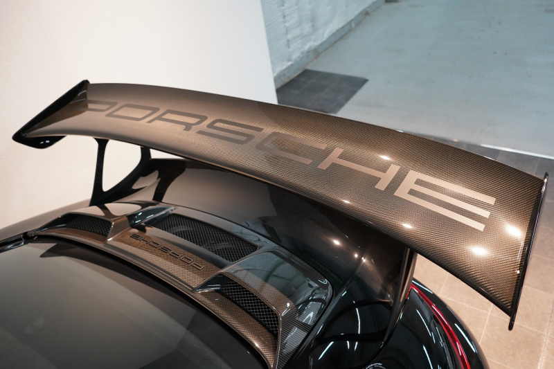 ポルシェ 911(Type991.2) GT2RS オプション493万 ヴァイザッハPKG レザーインテリア×レッドステッチ 中古車 中古車