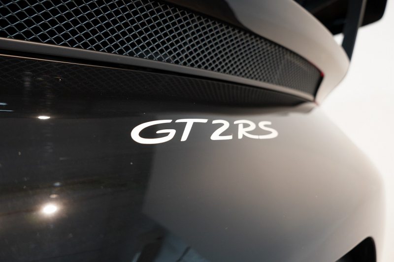 ポルシェ 911(Type991.2) GT2RS オプション493万 ヴァイザッハPKG レザーインテリア×レッドステッチ 中古車 中古車